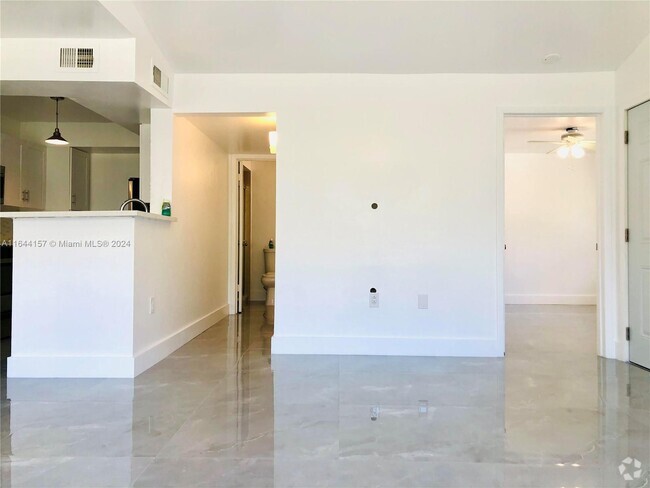 Building Photo - 10501 SW 155th Ct Unit 1128 Rental