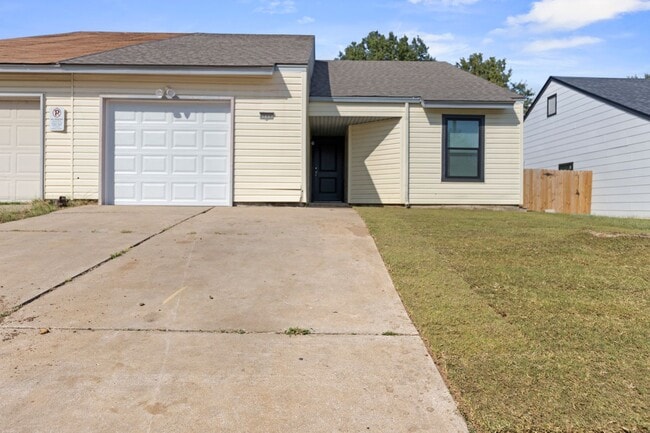 Photo - Fully Renovated 3 Bedroom Duplex in the he...
