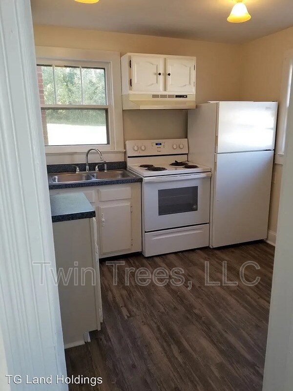 Photo - 5951 King St