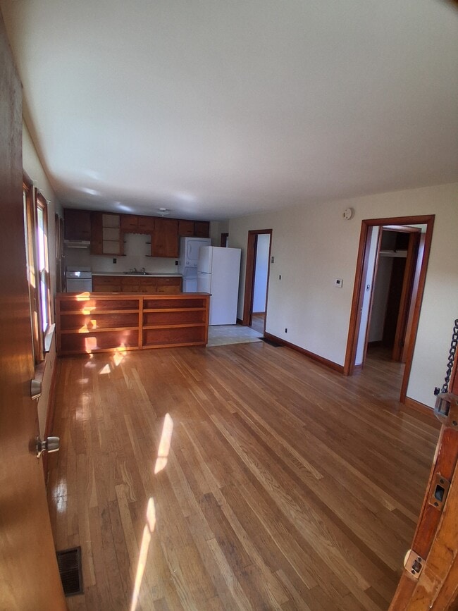Building Photo - 14 Wilder St Unit #C