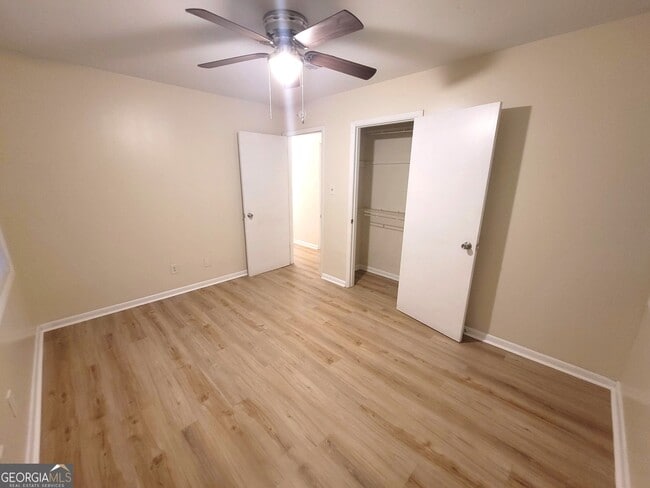 Photo - 421 Willow Ave