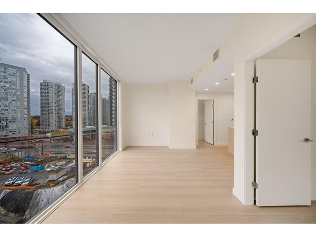 Photo - 13572-1398A 98a Ave Unit 808