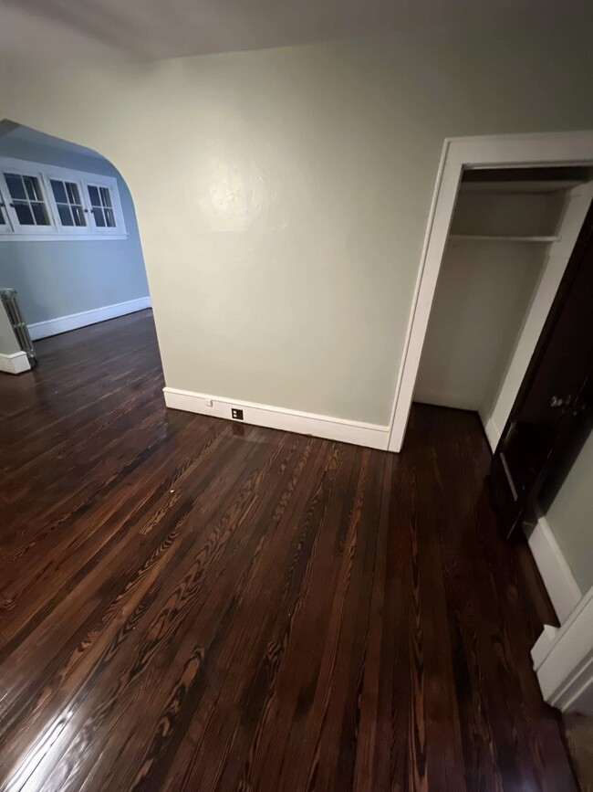 living - 38 N Landon Ave Unit 38