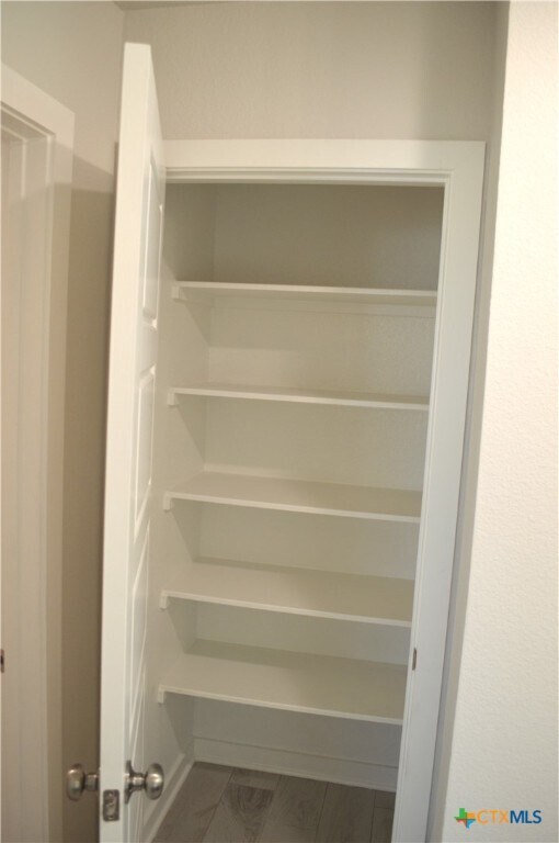 Photo - 1911 Meridian Lp