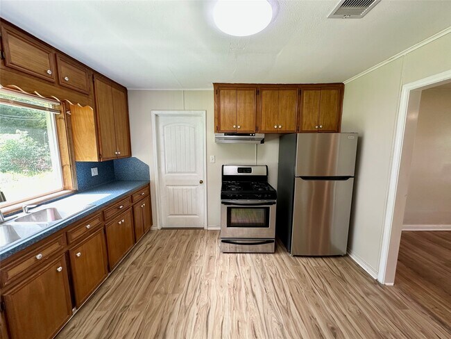 Photo - 6 E Southlawn Ave