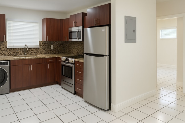 Building Photo - Welcome Home to Coconut Grove — 3270 West Trade Avenue, Miami, FL 33133