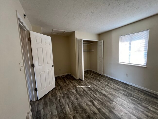 Photo - Hobart Apartments