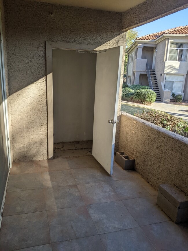 Plenty of lockable storage - 3830 E Lakewood Pky E Unit 1119