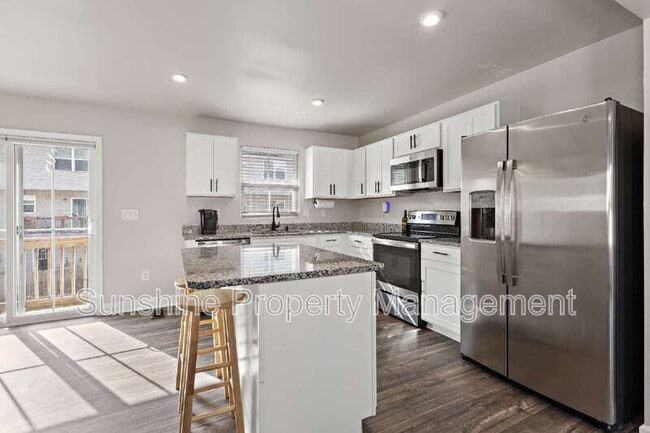 Photo - 118 Manilla Cir