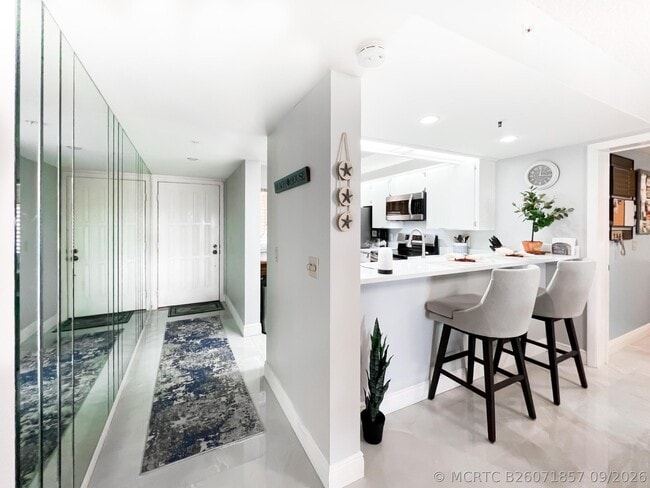 301 Ocean Bluffs Blvd Unit 202