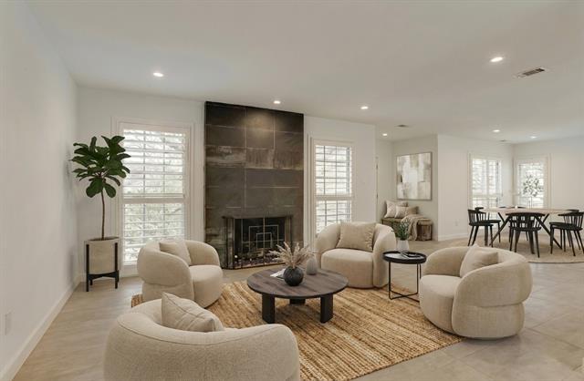 Photo - 2045 Marydale Rd