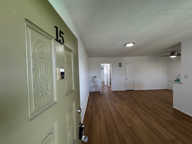 6632 Darby Ave Unit 15
