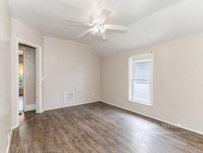 1721 5th St Unit 2