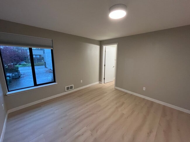 Photo - 10740 Apartments