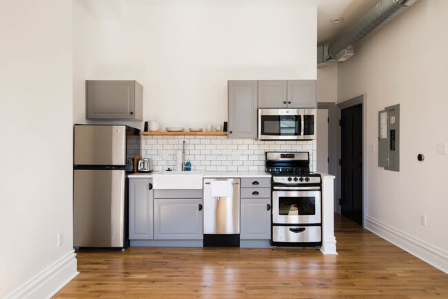 Photo - 4407 Butler St Unit 3F