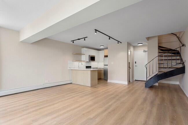 Photo - 6166 N Sheridan Rd Unit 22B