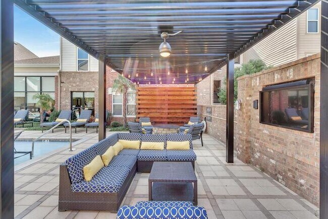 Photo - 4200 S Broadway Ave Unidad b1