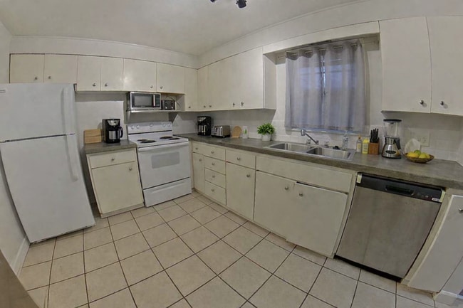 Photo - Great Location! 2 Blocks to Campus + Pet-Friendly + Off-Street Parking + Washer & Dryer Included!...