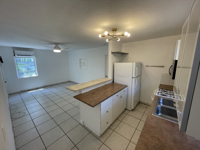 Photo - 1425 Madison St Unit B