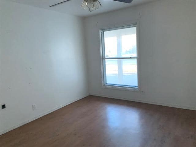 Photo - 2413 Sussex Dr