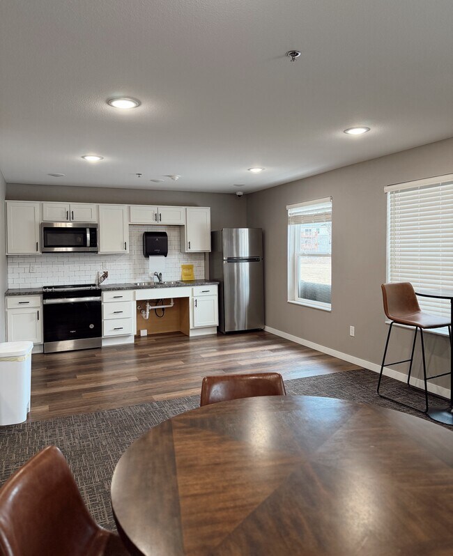 10th Avenue Apartments