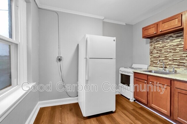 Photo - 870 Lafayette Ave Unidad 208