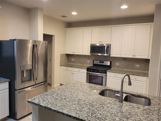 Photo - 214 Diamond Point Dr