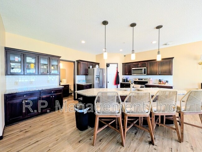 Photo - 5286 Greenwood Dr