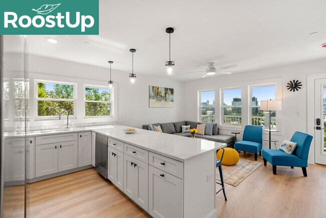 Photo - RoostUp Furnished Private Bedroom with Pri...