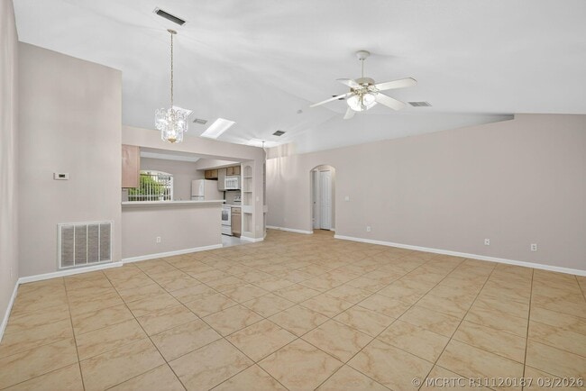 Photo - 4919 NW Forlano St