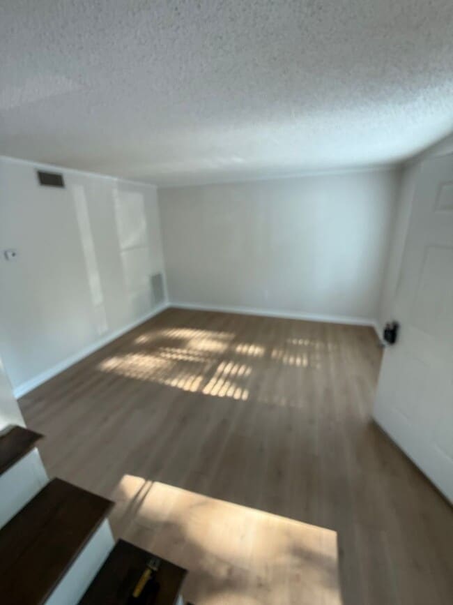 Photo - Long Term Rental - Smoke Rise Townhouse - ...