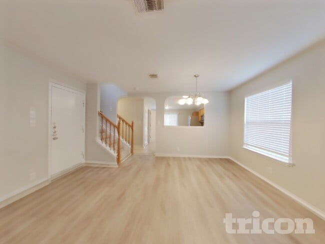 Photo - 230 Crane Crest Dr