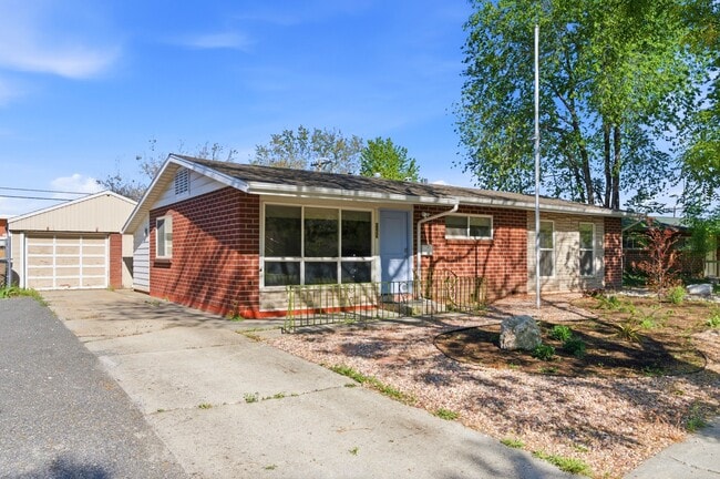 Photo - 1153 Buccaneer Dr