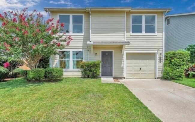 Building Photo - 20110 Mountain Dale Dr