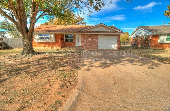 Building Photo - 120 N Ranchwood Blvd