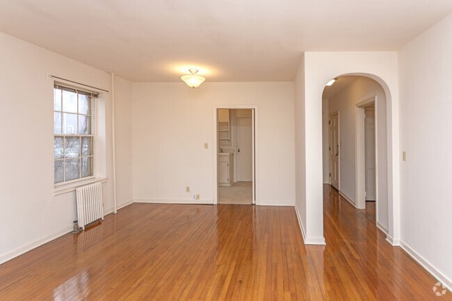 1BR, 1BA - 680SF - Fair Oaks Apartment Homes