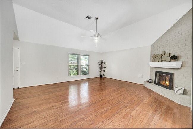 Photo - 1123 Comstock Springs Dr