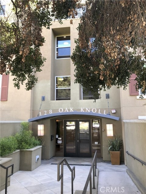 Building Photo - 128 N Oak Knoll Ave Unit 410 Rental