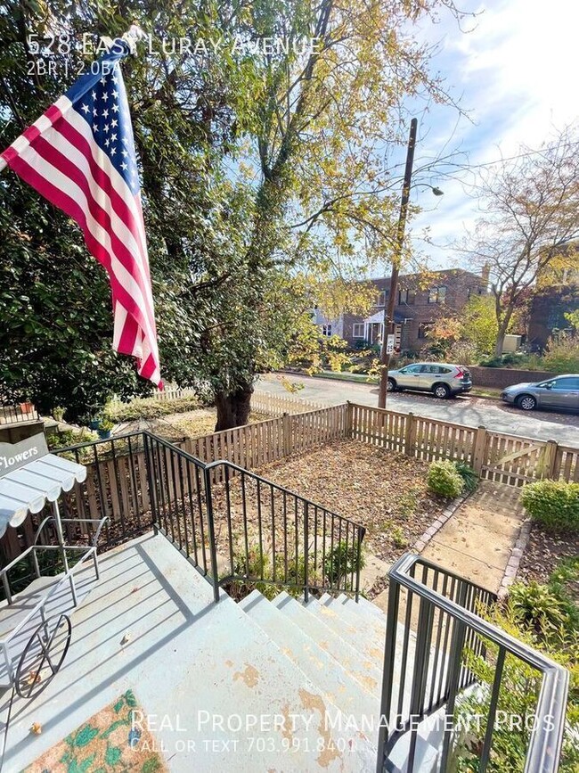 Photo - 528 E Luray Ave