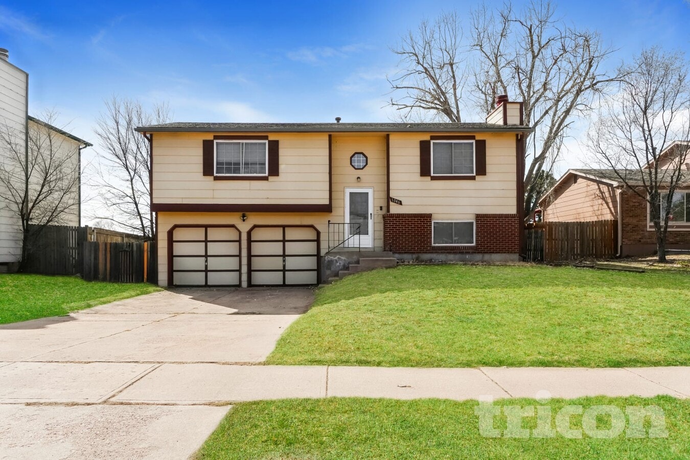 Photo - 1046 Nolte Dr W