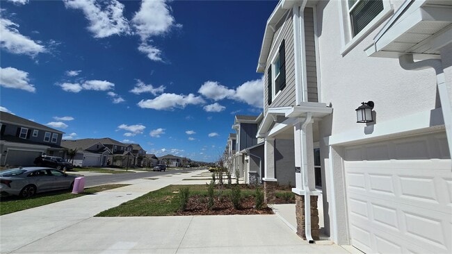 Photo - 2664 Armstrong Ave