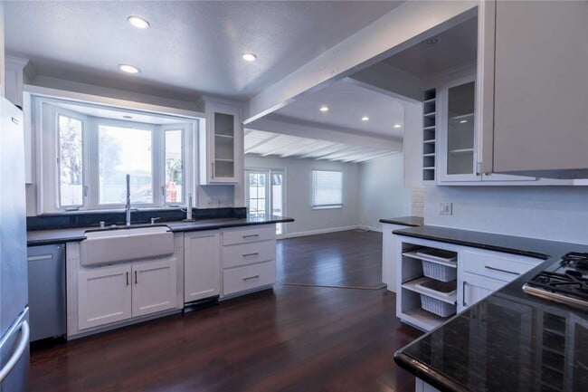 Photo - 2157 Rural Ln