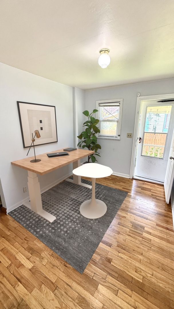 Photo - Renton Downtown Duplex rambler home - Move...