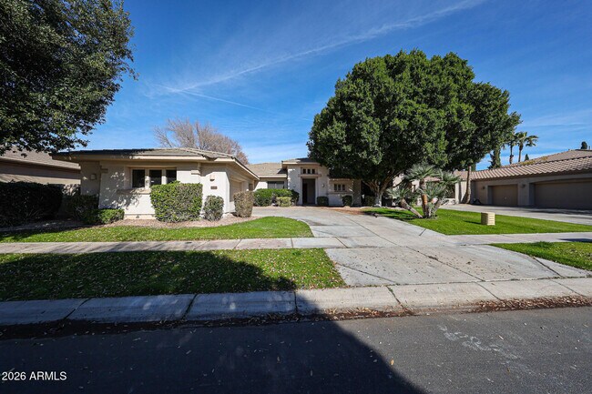 Photo - 1710 W Bartlett Way