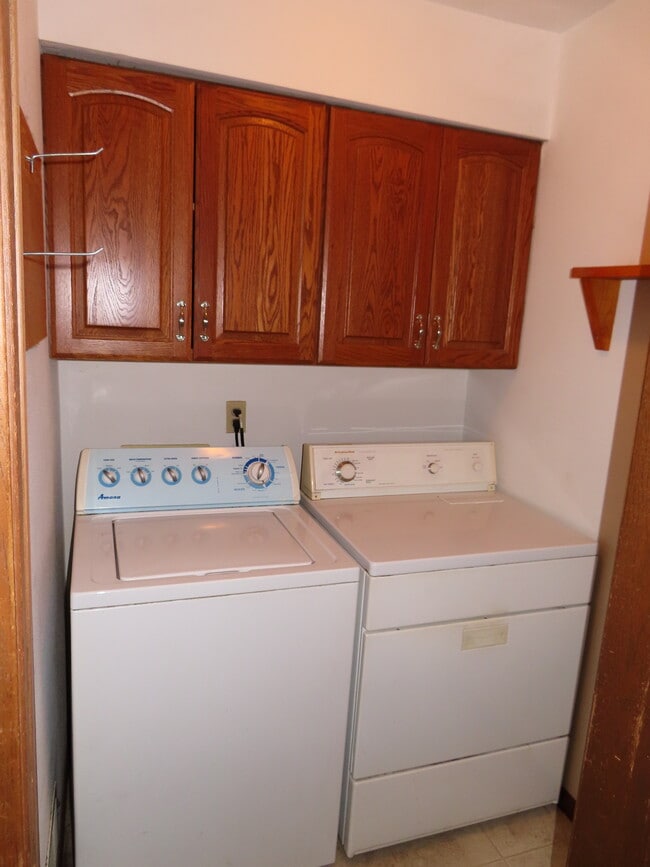 Photo - 5221 W Loomis Rd