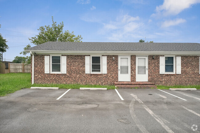 Building Photo - 1421 Edgecombe Meadows Dr Rental