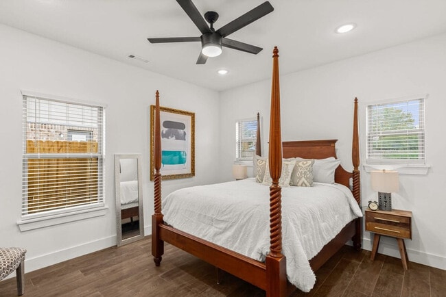 Photo - 2612 SW Livingston Square Unit FL1-ID1241301P