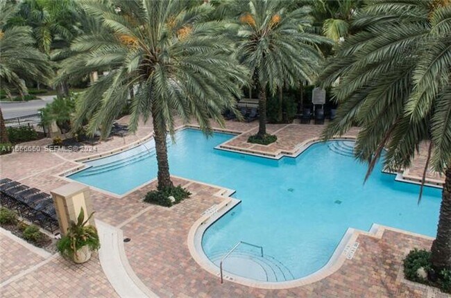 Photo - 17100 N Bay Rd Unit 17100 N Bay Rd # 1402