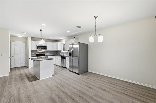 Photo - 6040 Misty Breeze Dr