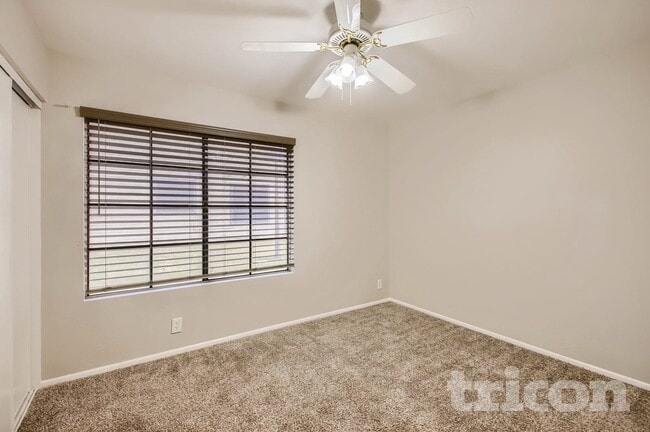 Building Photo - 2455 E Broadway Rd